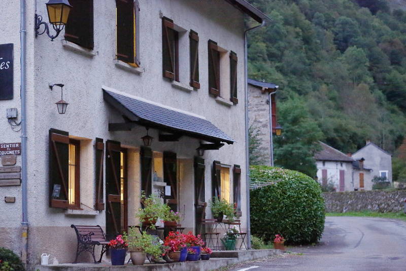 Auberge les Myrtilles, early in the morning
